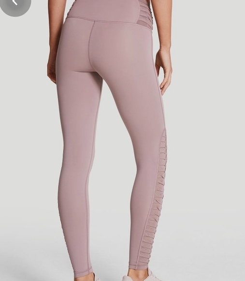 VS gray total knockout twisted pleat mesh legging - Picture 6 of 12